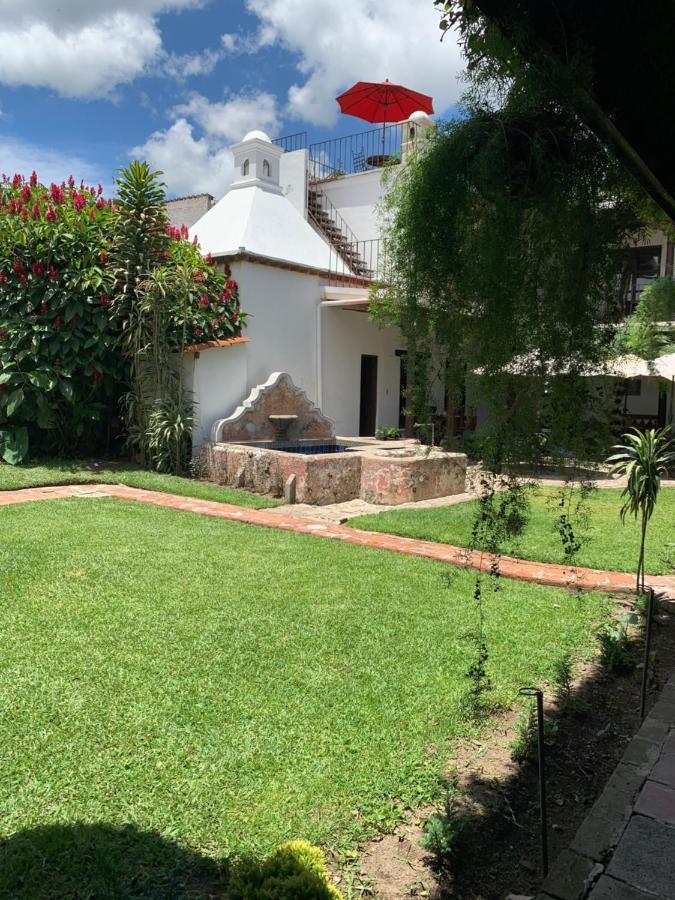 Villa De Antano Antigua Bagian luar foto