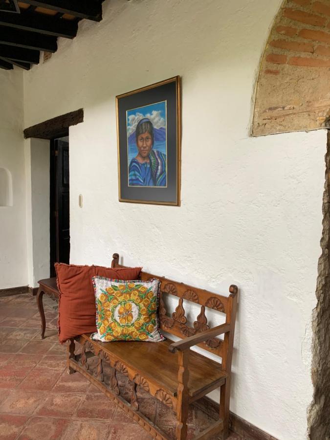 Villa De Antano Antigua Bagian luar foto