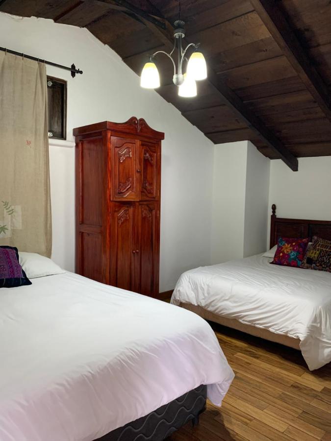 Villa De Antano Antigua Bagian luar foto