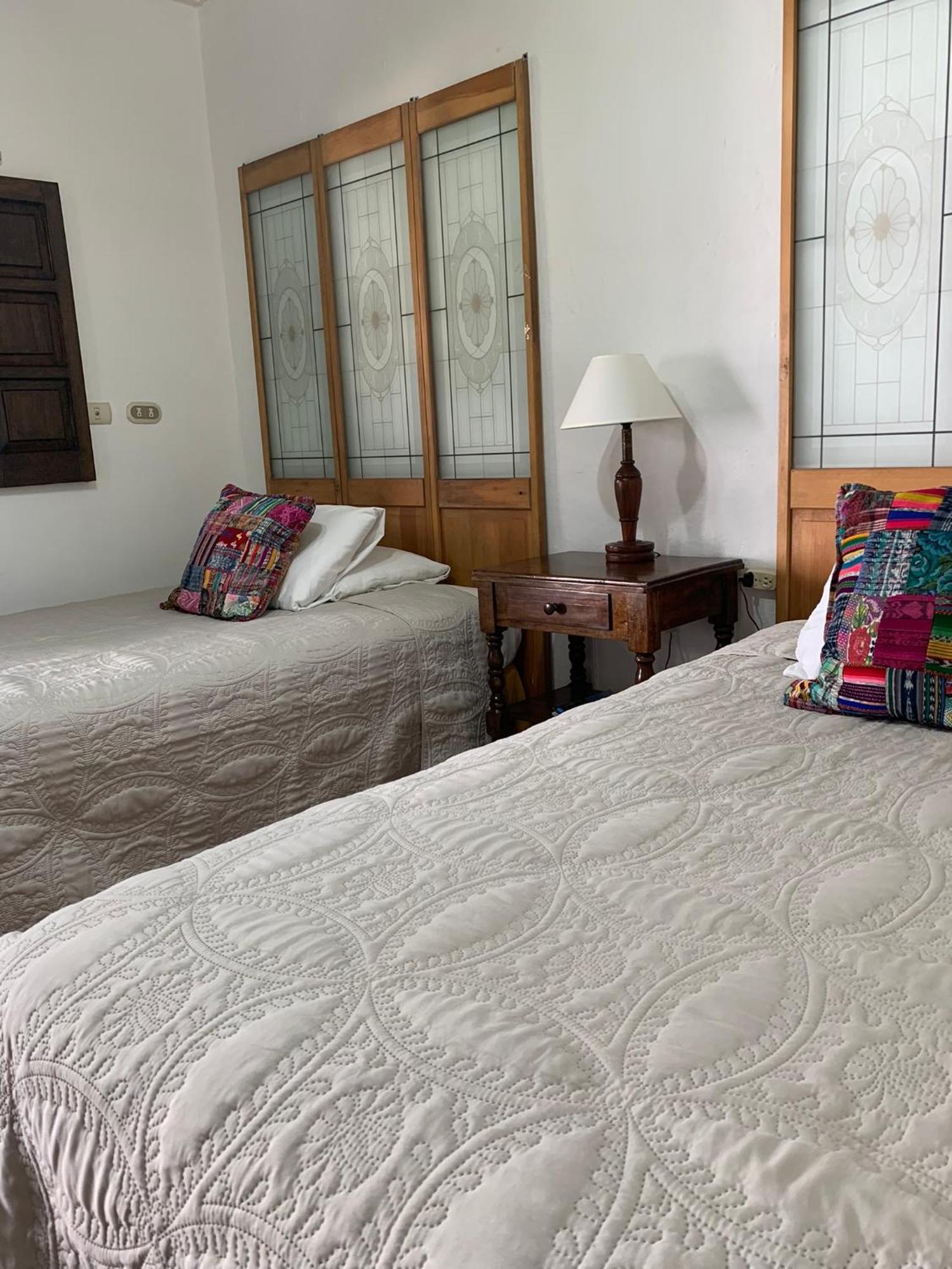 Villa De Antano Antigua Bagian luar foto